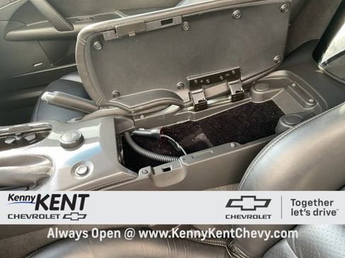 Used 2009 Chevrolet Corvette Convertible w/ Preferred Equipment Group image 17