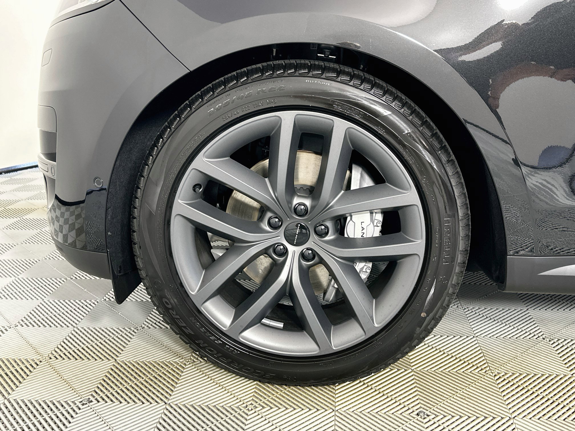 New 2027 Land Rover Range Rover Sport SE AWD/4WD image 9