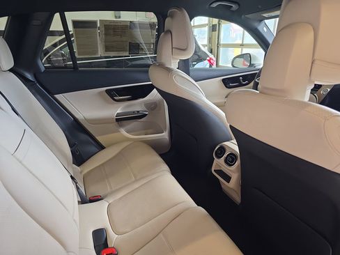 Certified 2023 Mercedes-Benz GLC 300 image 12