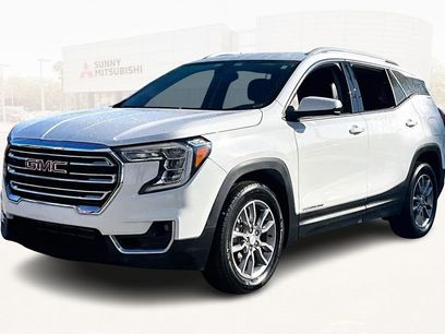 Used 2024 GMC Terrain SLT