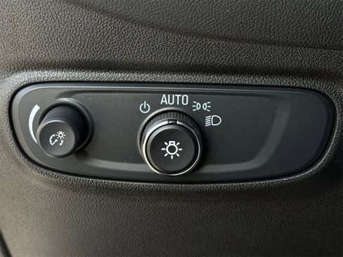 Certified 2024 Chevrolet Equinox LT image 23