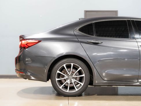 Used 2015 Acura TLX V6 SH-AWD w/ Technology Pkg image 16