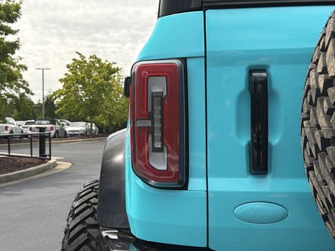 Used 2025 Ford Bronco Outer Banks AWD/4WD image 42