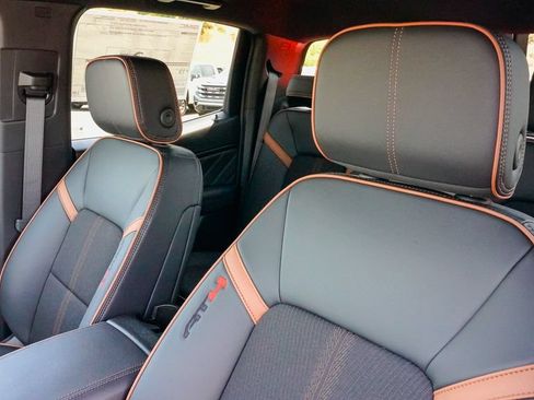 New 2026 GMC Canyon AT4 AWD/4WD image 13