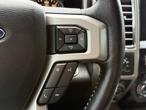 Used 2016 Ford F150 Lariat w/ Equipment Group 502A Luxury AWD/4WD image 25
