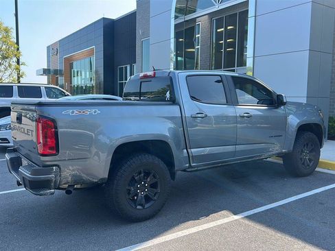 Used 2022 Chevrolet Colorado LT w/ LT Convenience Package AWD/4WD image 5