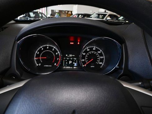 Used 2024 Mitsubishi Outlander Sport AWD image 32