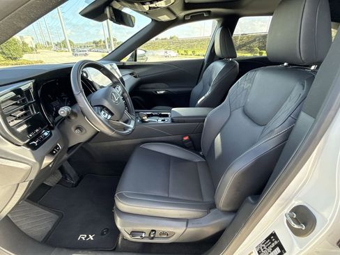 Used 2025 Lexus RX 350 Premium w/ Accessory Package (Z1) image 30