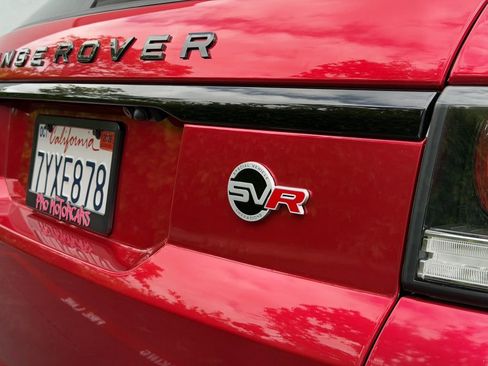 Used 2016 Land Rover Range Rover Sport SVR AWD/4WD image 12