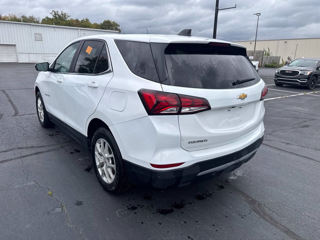 Used 2024 Chevrolet Equinox LT AWD/4WD image 4