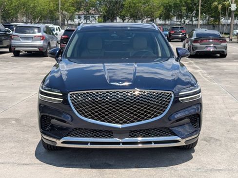 Used 2024 Genesis GV70 2.5T w/ Select Package AWD/4WD image 2