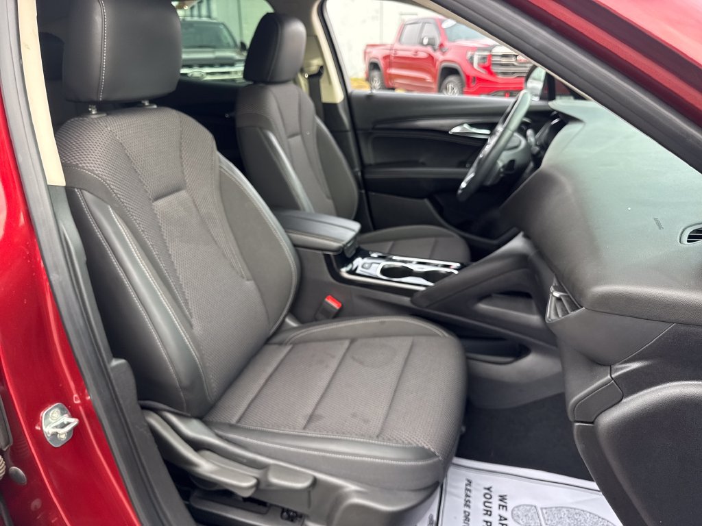 Used 2023 Buick Envision Preferred FWD image 11