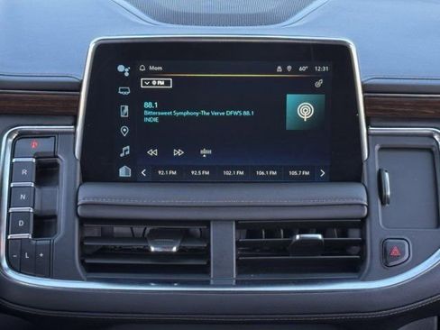 Used 2024 Chevrolet Suburban High Country w/ Premium Package image 18