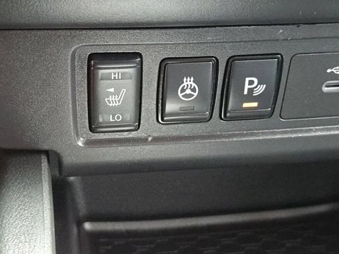 Used 2023 Nissan Frontier SV w/ SV Convenience Package AWD/4WD image 34