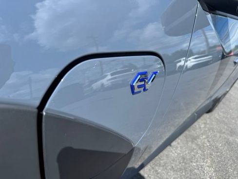 Used 2023 Subaru Solterra AWD image 19