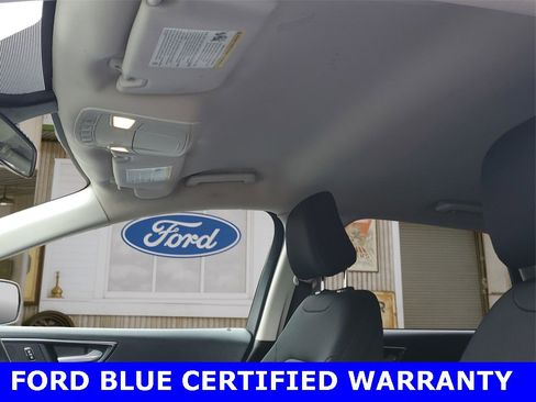 Certified 2022 Ford Edge SE w/ Black Appearance Package image 26