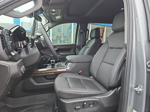 New 2025 Chevrolet Silverado 1500 RST w/ Convenience Package II AWD/4WD image 11
