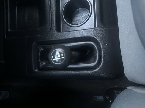 Used 2017 RAM 2500 Tradesman w/ Chrome Appearance Group image 26