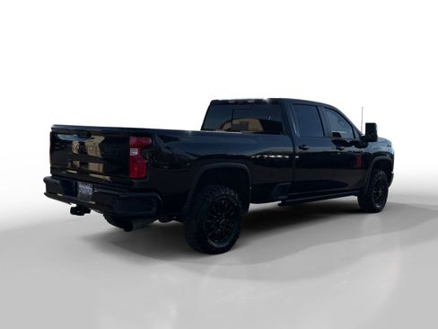 Used 2022 Chevrolet Silverado 2500 LTZ w/ LTZ Plus Package image 5