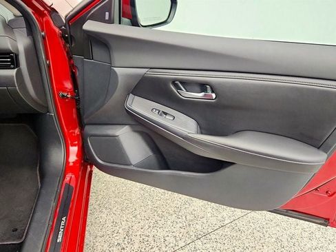 Used 2020 Nissan Sentra SV FWD image 24