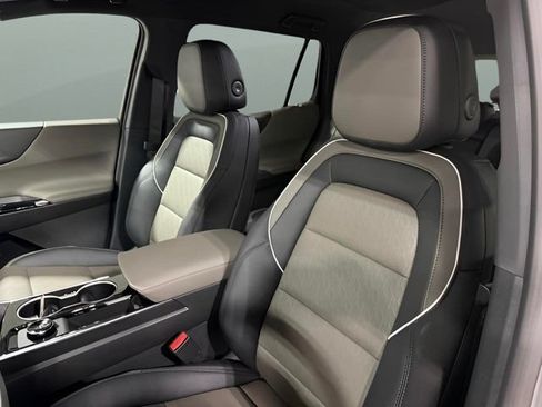 New 2026 Chevrolet Equinox LT w/ Convenience Package II FWD image 15