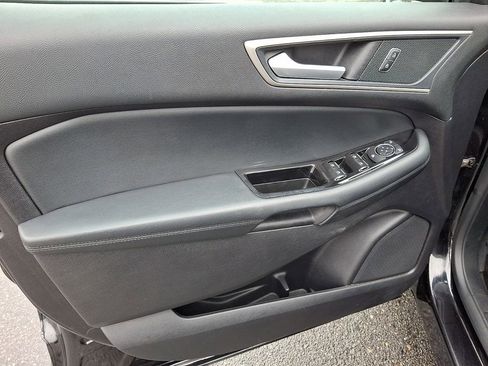 Used 2020 Ford Edge SEL w/ Convenience Package image 14