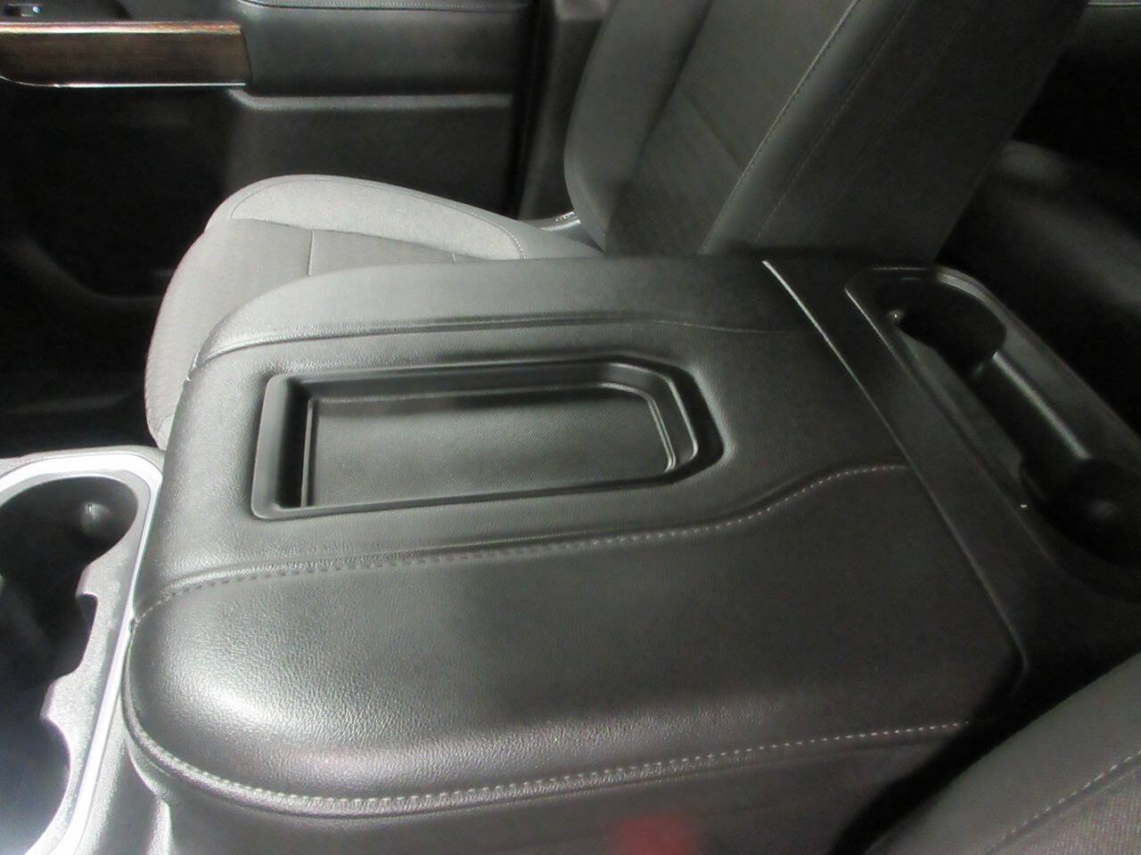 Used 2020 GMC Sierra 1500 Elevation w/ Elevation Value Package AWD/4WD image 39