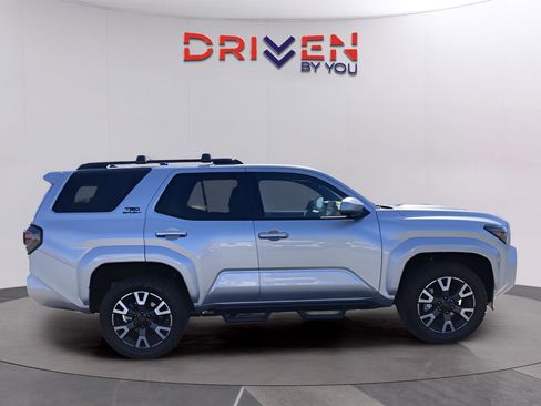 Used 2025 Toyota 4Runner TRD Sport Premium image 7