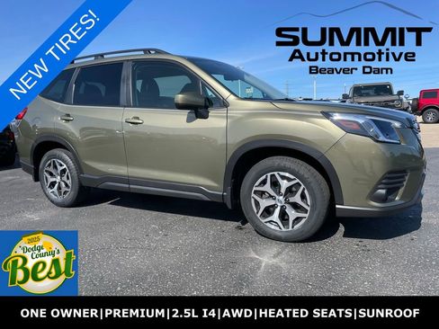 Used 2022 Subaru Forester Premium AWD/4WD image 1