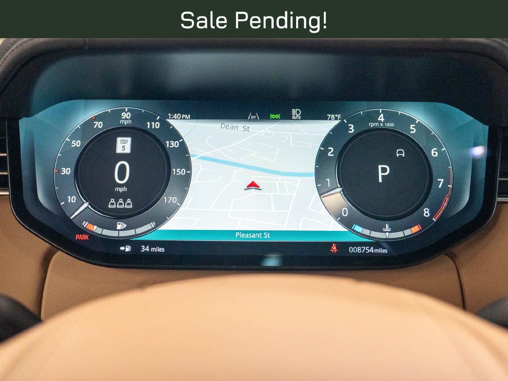 Certified 2025 Land Rover Range Rover SE AWD/4WD image 13