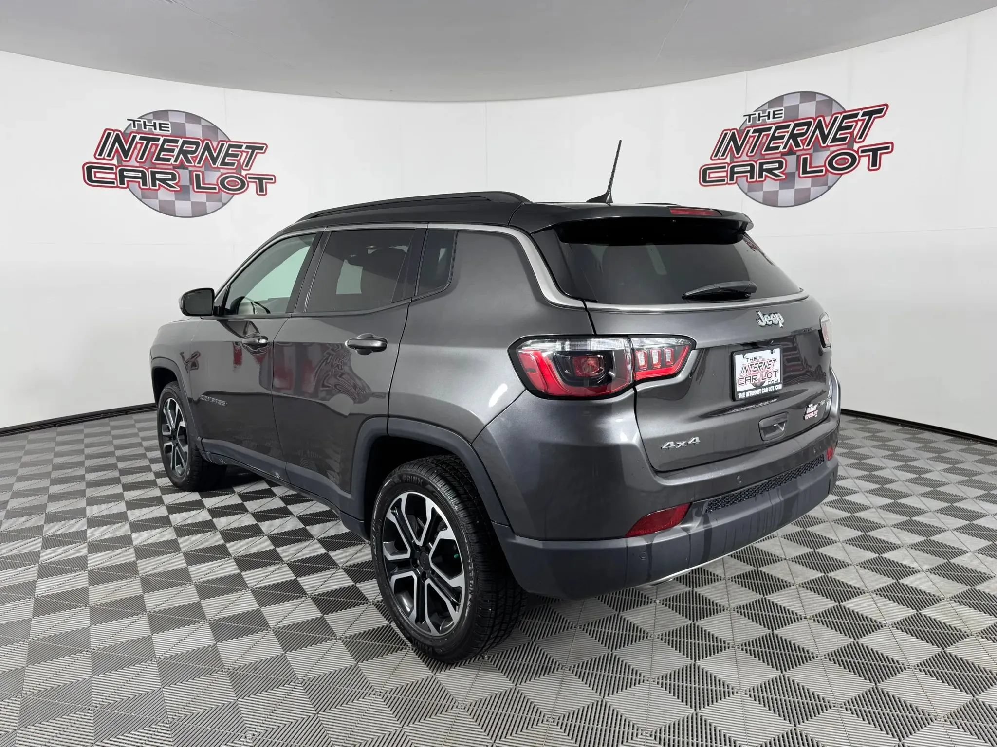 Used 2023 Jeep Compass Limited AWD/4WD image 5