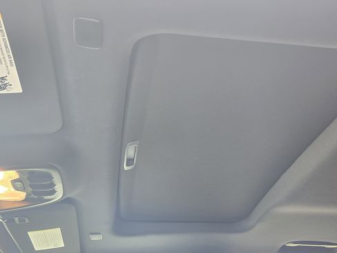 Used 2024 GMC Canyon AT4 w/ AT4 Premium Package image 19