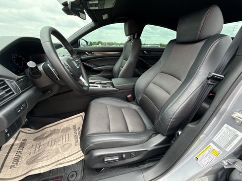 Used 2019 Honda Accord Sport image 13