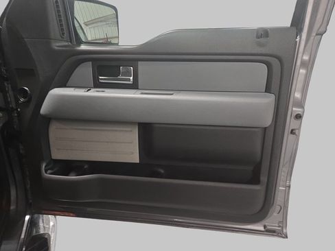 Used 2014 Ford F150 XLT w/ Equipment Group 302A Luxury image 11