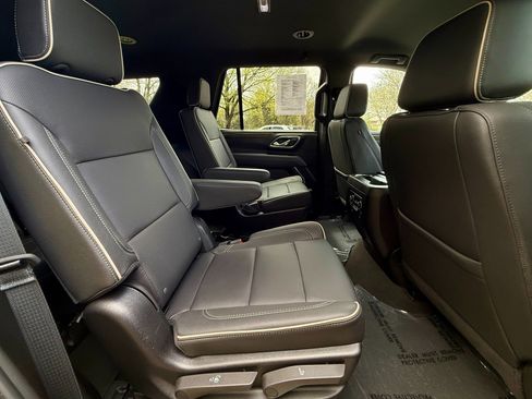 Used 2024 Chevrolet Tahoe Premier image 25