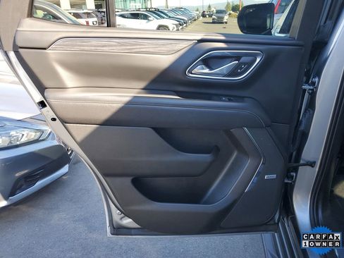 Used 2023 GMC Yukon SLT image 17