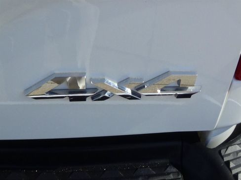Certified 2024 RAM 2500 Laramie AWD/4WD image 11