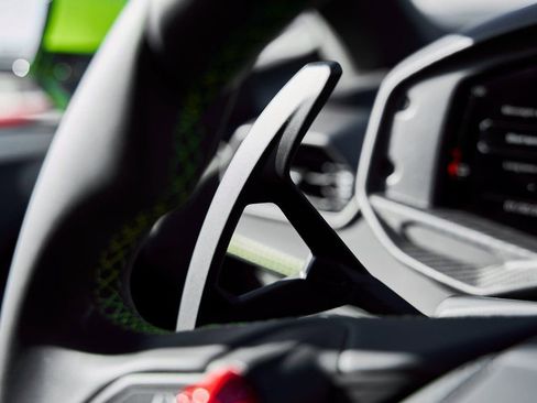 Used 2025 Lamborghini Revuelto AWD/4WD image 54