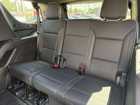 Used 2023 Chevrolet Tahoe Premier AWD/4WD image 26