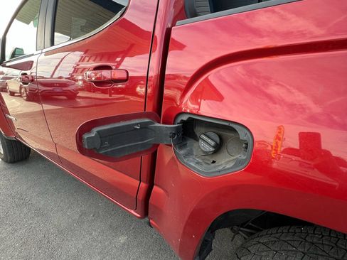 Used 2016 GMC Canyon SLE w/ SLE Convenience Package image 7