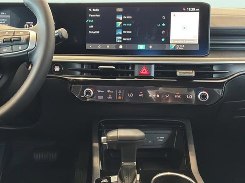 New 2026 Kia K5 GT FWD image 32