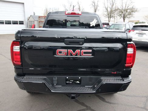 Used 2024 GMC Canyon AT4X AWD/4WD image 4