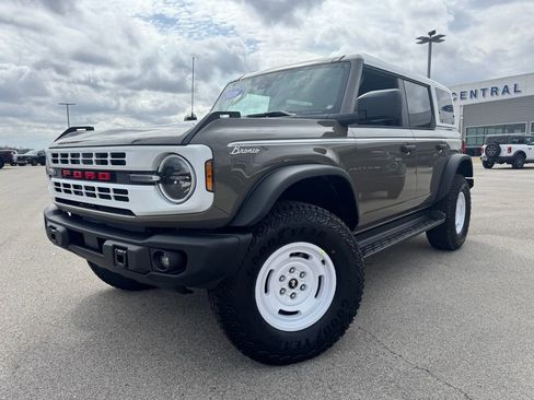 New 2026 Ford Bronco Heritage Edition AWD/4WD image 1