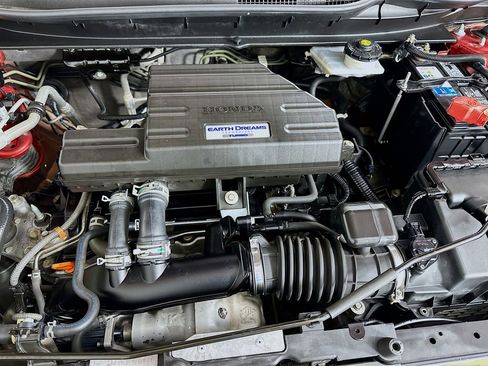 Used 2018 Honda CR-V Touring image 30