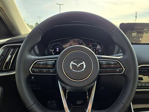New 2026 MAZDA CX-90 Plug-In Hybrid w/ Preferred AWD/4WD image 33