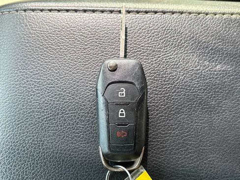 Used 2022 Ford F250 XLT AWD/4WD image 31