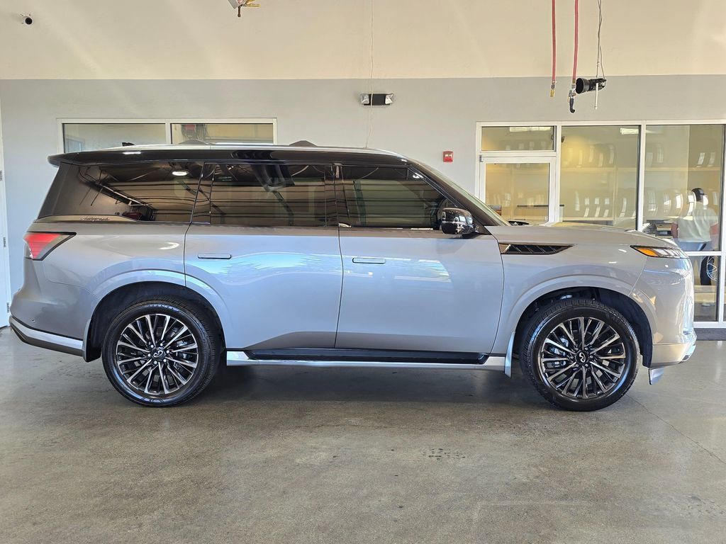 Certified 2025 INFINITI QX80 Autograph w/ Autograph Exterior Package AWD/4WD image 4