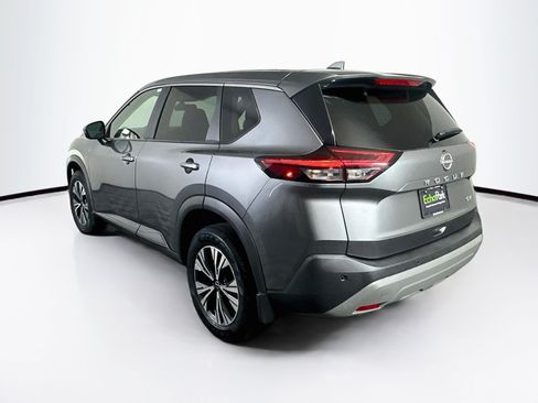 Used 2023 Nissan Rogue SV FWD image 5