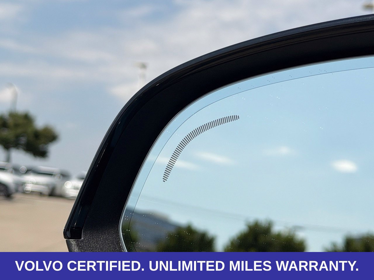 Certified 2025 Volvo XC40 B5 Ultra w/ Protection Package Premier AWD/4WD image 35