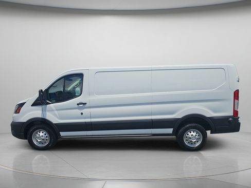 Used 2024 Ford Transit 150 Low Roof AWD image 6